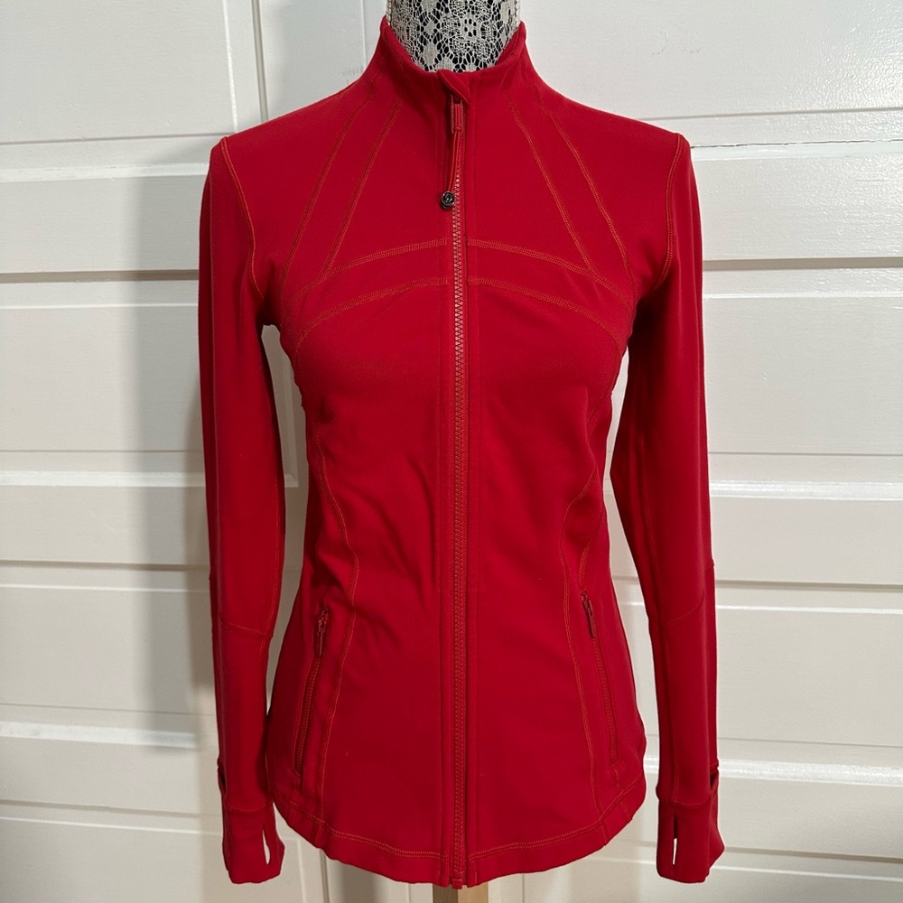 Lululemon Define Jacket Size 6 Dark Red Flattering Fit Gorgeous $138